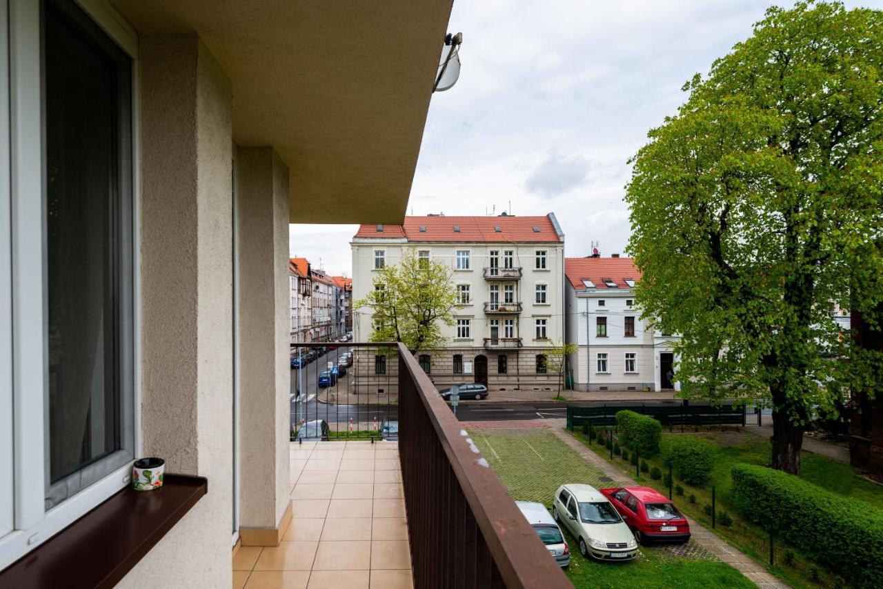Kairos Apartments - Family - Darmowy Parking, Blisko Centrum Gliwice Kültér fotó